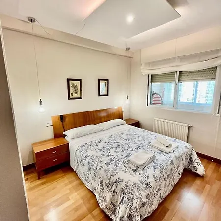 Atuaire Agradable En El Centro De Parking Incluido