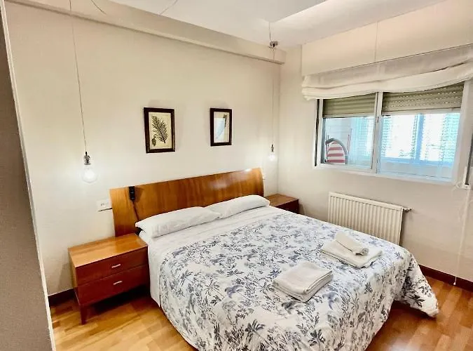 Atuaire Agradable En El Centro De Parking Incluido